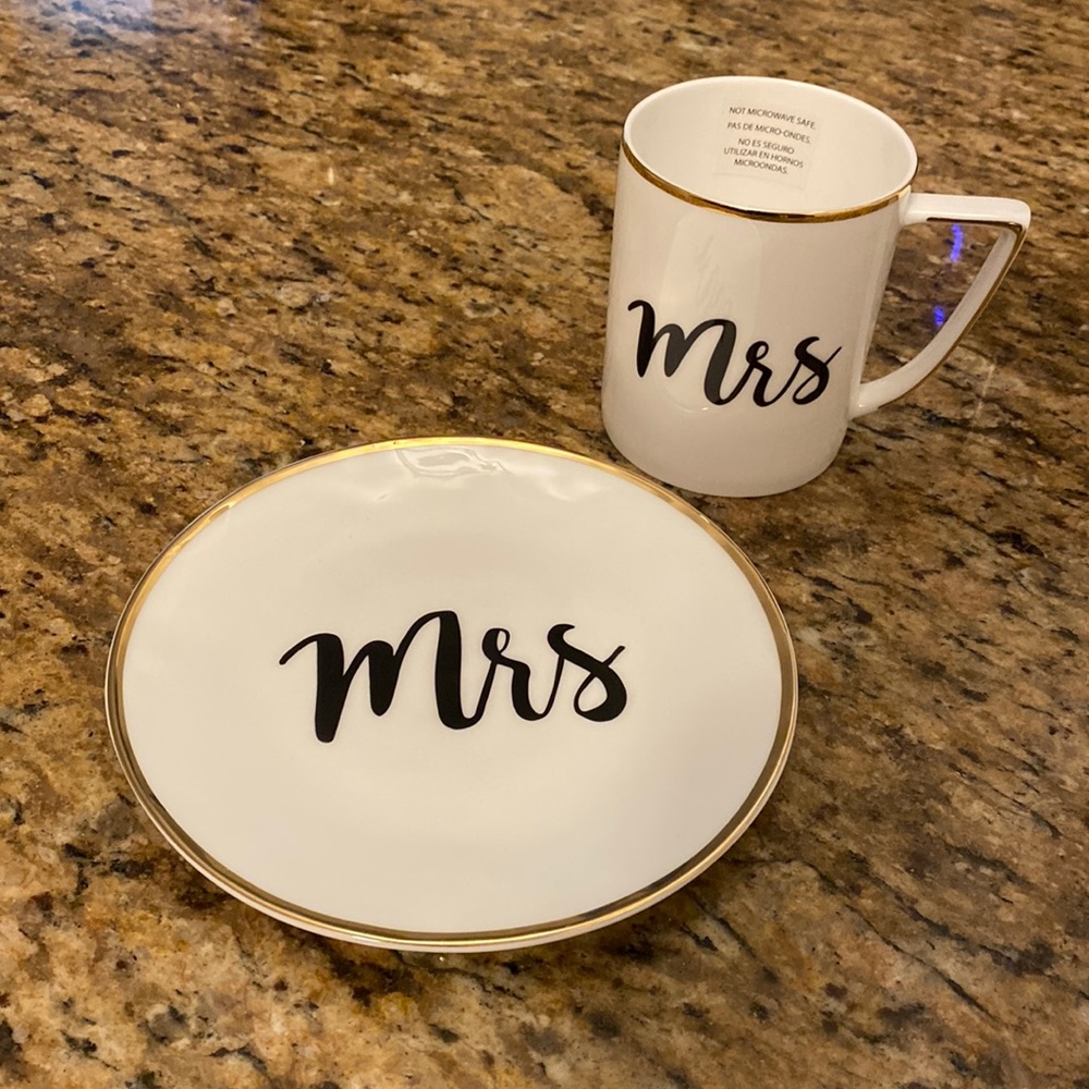 Matching “Mrs” coffee mug and desert plate